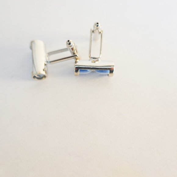 Hour Glass Cufflinks - Picture 2 of 2